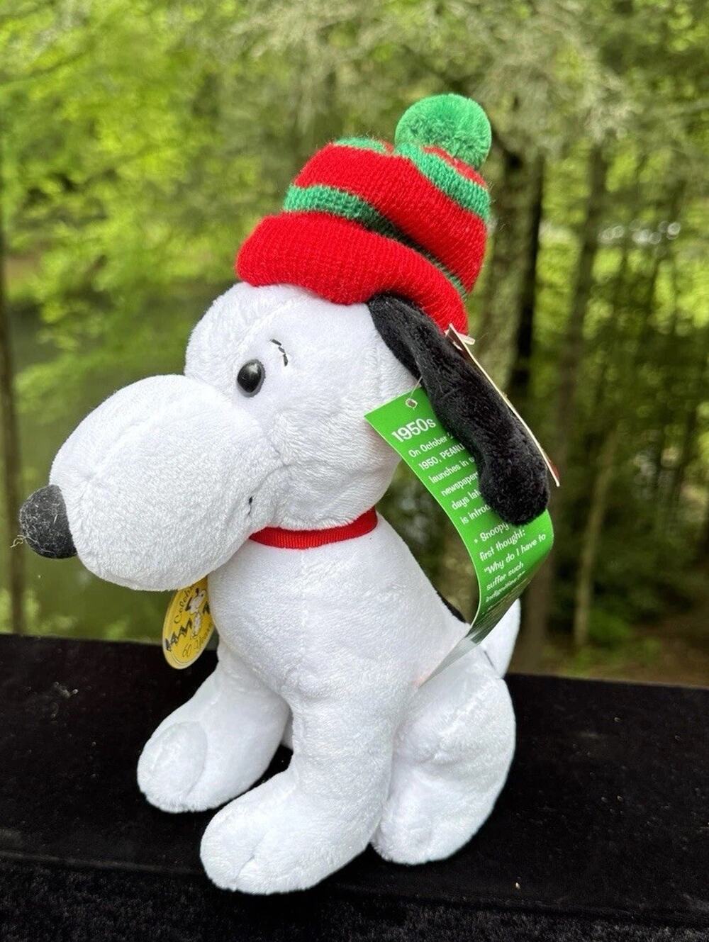 Dan Dee Peanuts Celebrate 60 Years 1960s 8" Plush Snoopy Puppy Dog Hat MWT